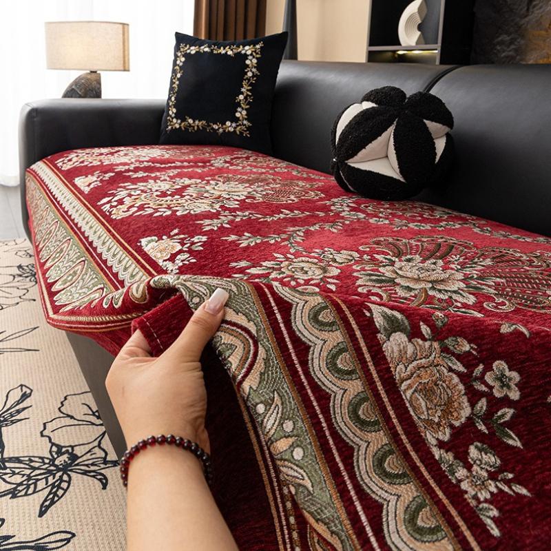 Bohemian Jacquard Chenille Sofa Towel Sofa Cover for All Seasons Living Room Couch Furniture Protector Decor Mat European Style Non Slip Seat Cushion