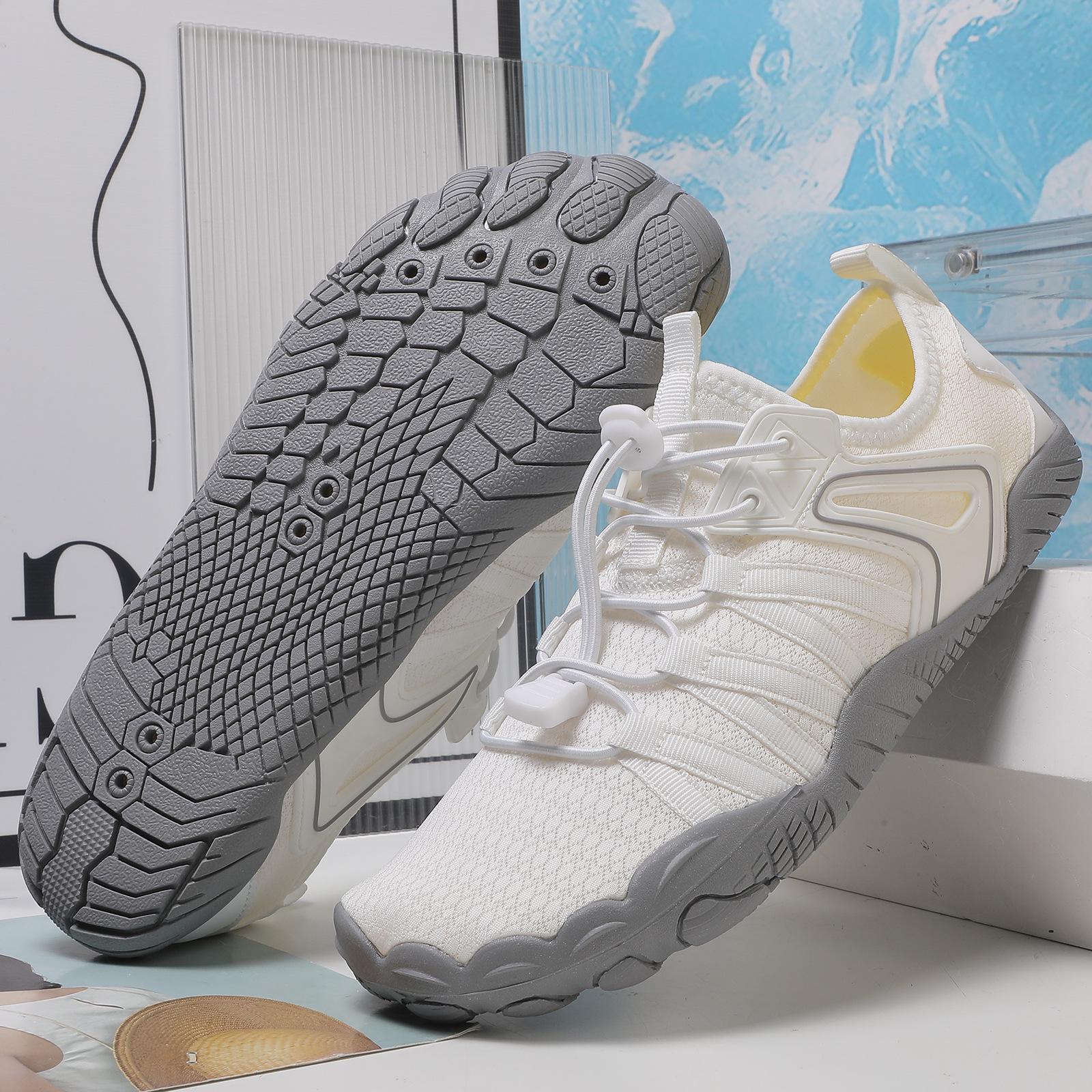 

Unisex Cut-Resistant Canyoneering Shoes: Non-Slip, Breathable for Wading, Hiking, Fishing, Mountaineering, and Snorkeling 46