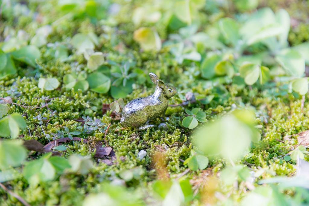 Rabbit Made in England Animal Art Figure Collection (S size)