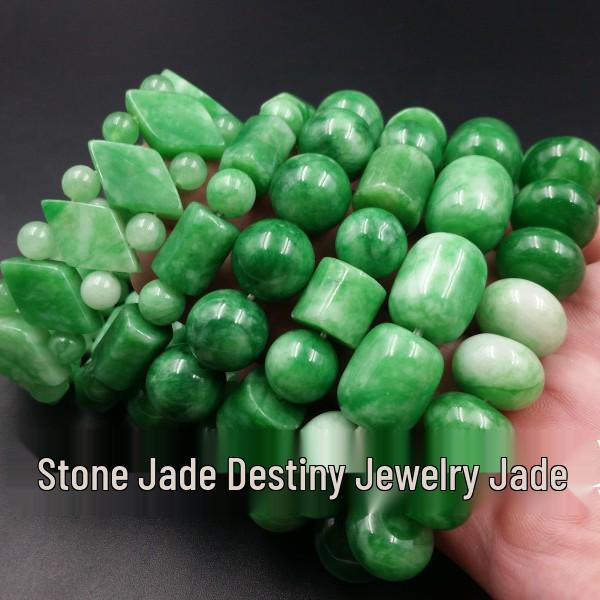 Light Green Jade and Emerald Bead Bracelet with Clasp