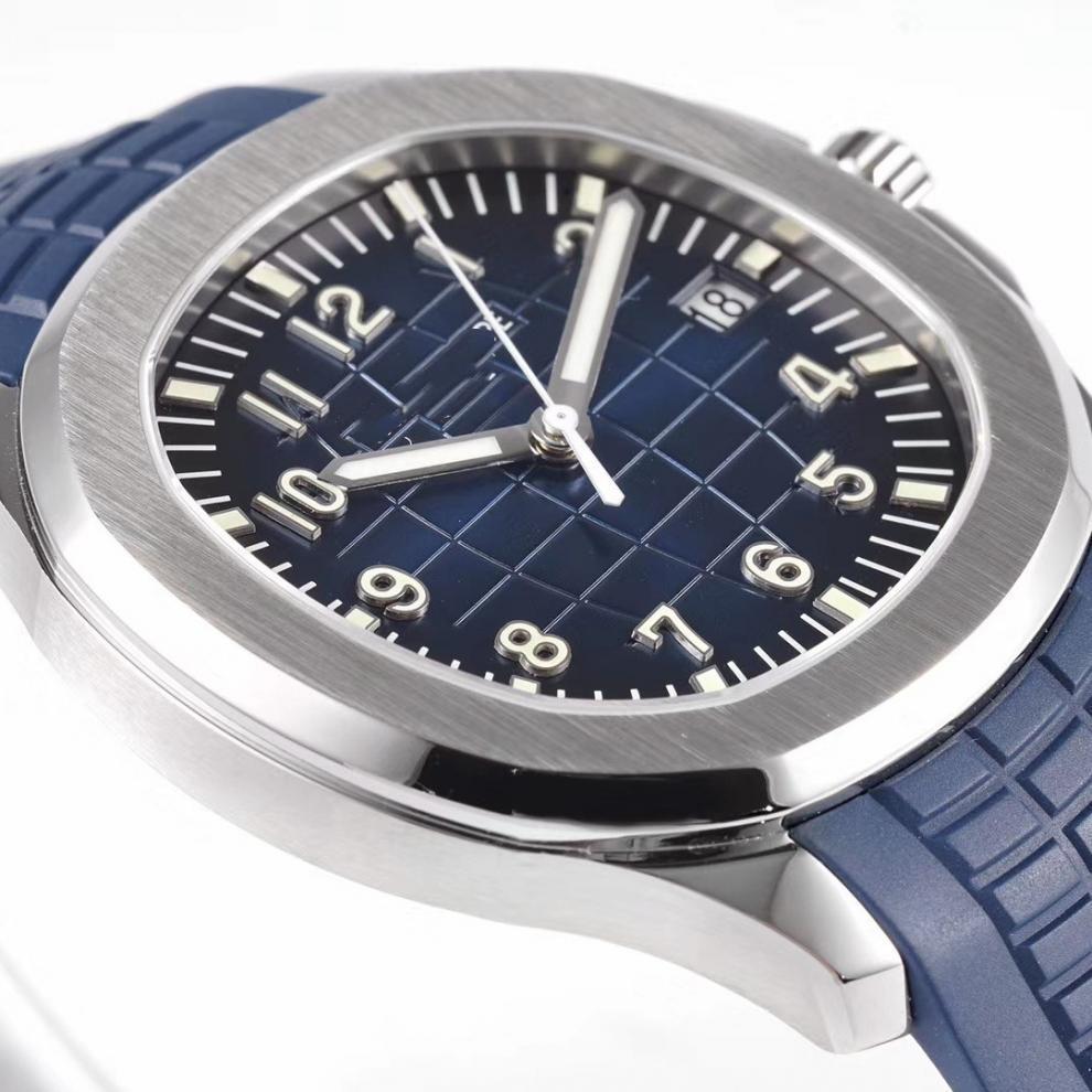 Patek Philippe Nautilus 40mm Herren Automatik Kalender Gummiarmband Uhr