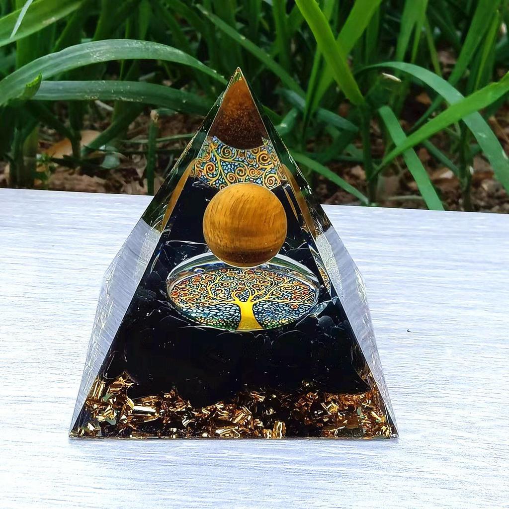 Crystal Stone Pyramid Resin Decor: Home, Office, Car Ornaments