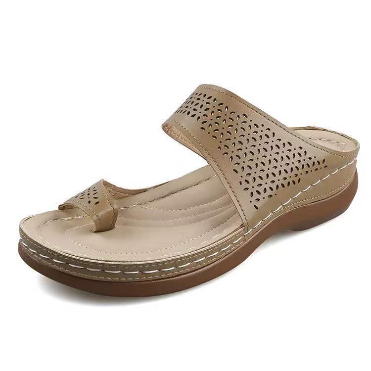 

Літо 2025 новий набір пальців зовнішня торгівля великий розмір плоска підошва круті шльопанці жіночий виробник 43 абрикосовий