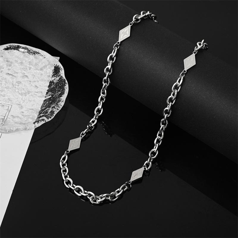 Titanium Steel Necklace Men's and Women's Trend Hip Hop Niche Design High-end Titanium Steel Necklace Fashion Versatile Clavicle Chain Necklace
