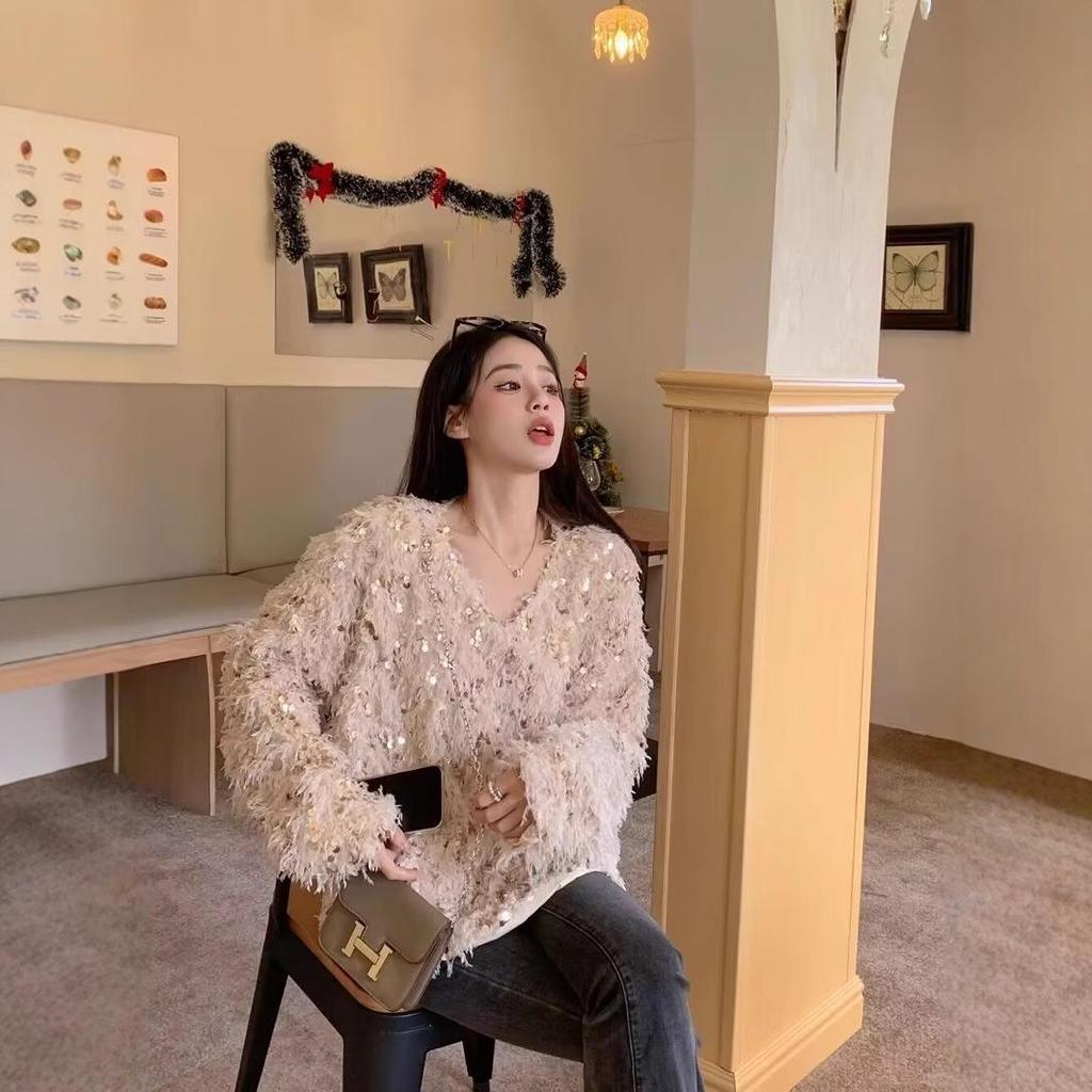 Women's 2024 Autumn/Winter Sequin V-Neck Tassel Knit Sweater
