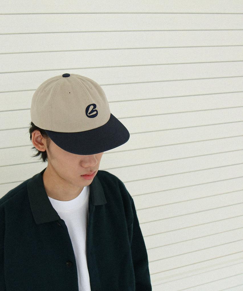 BLUFF B Initial Logo Two-Tone Cap [Beige]
