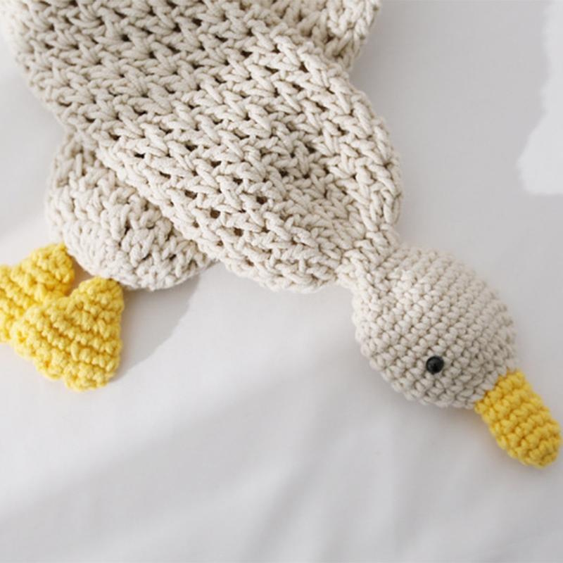 Handcrafts Cartoon Knit Scarf Cute Duck Designs Soft Woolen Scarves Wrap for Kids and Teens Winter Cozy Warm Neck Warmer
