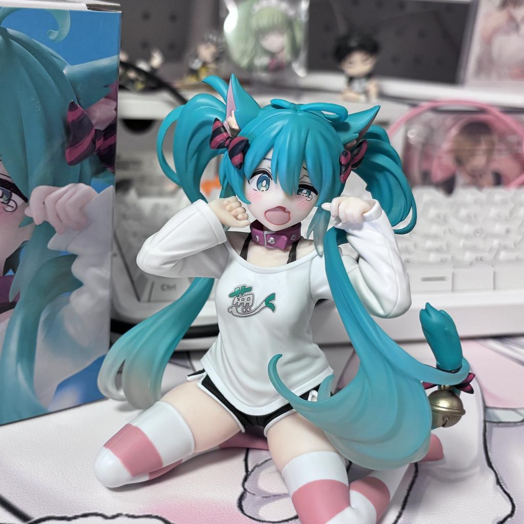 About 11Cm Miku Anime Figure Cat Ear Kneeling Posture Kawaii Girl Figurine Model Doll Collect Desktop Decor Toys Gift For Fans