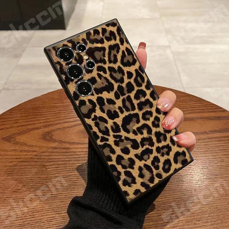 Leopard Print Pattern Phone Case For Samsung Galaxy S24 Ultra S23 FE S22 S20 Plus A73 A72 A71 A55 A54 A51 A50 A35 A15 Cover
