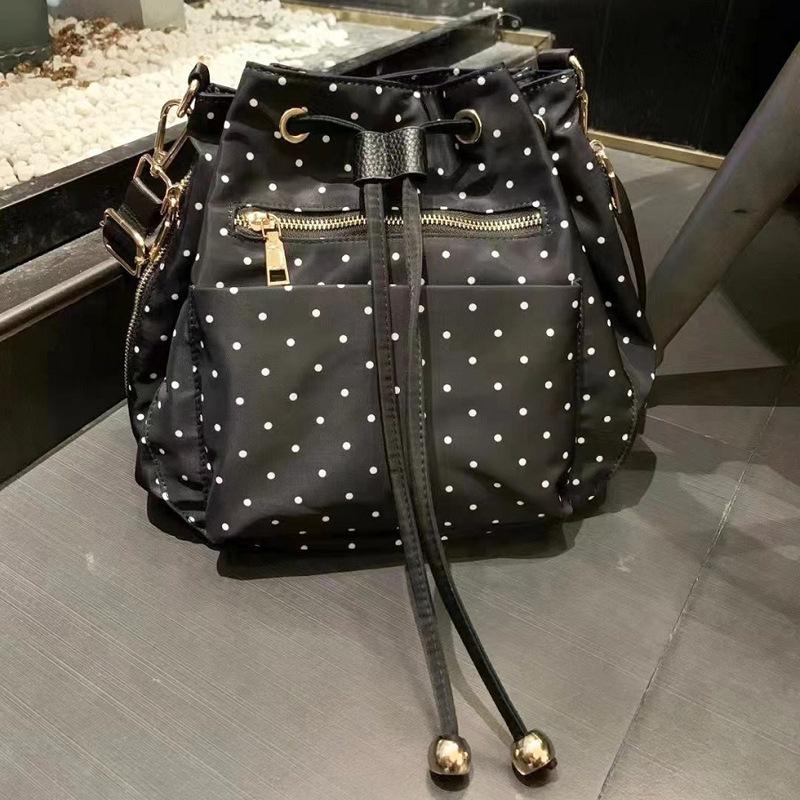 Simple Handbag, Large-capacity Fashionable Single-shoulder Crossbody Bag for Ladies, Stylish Daily Commuting Bucket Bag