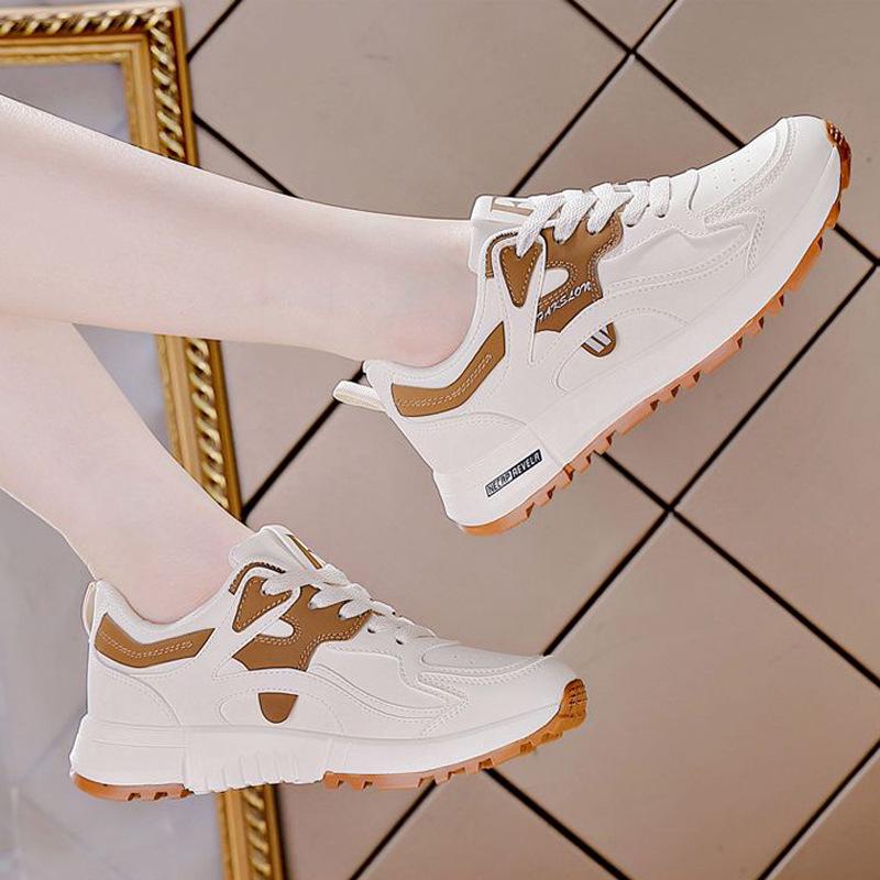 2024 Women's Lightweight Large Leather Running Shoes: Korean-Style Casual Sneakers