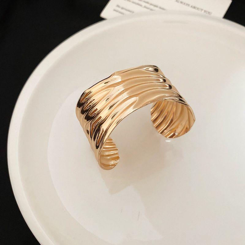 

European and American Metallic Pleated Texture Open Bracelet Arm Ring, Fashionable Versatile Bracelet with Unique Design Armband-Gold-Environmentally Friendly