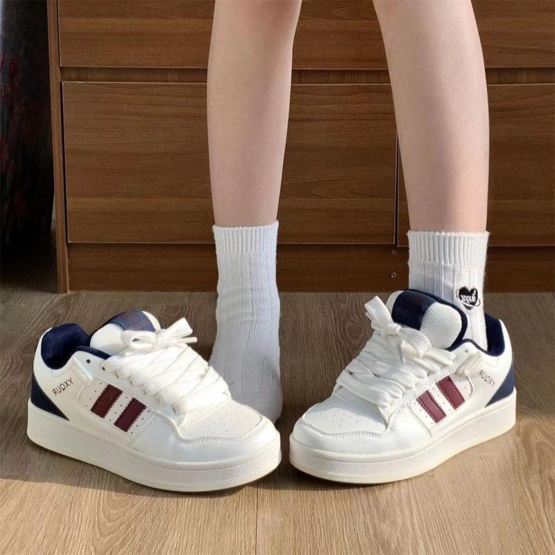 Campus style niche color matching bread shoes women's ins tide 2025 autumn new versatile sports and leisure leather shoes