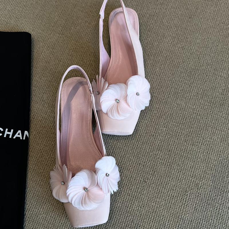 Design Temperament Square Head Shallow Mouth Flower Low Heel Single Shoes Women's French Versatile Thick Heel Bag Head Sandals