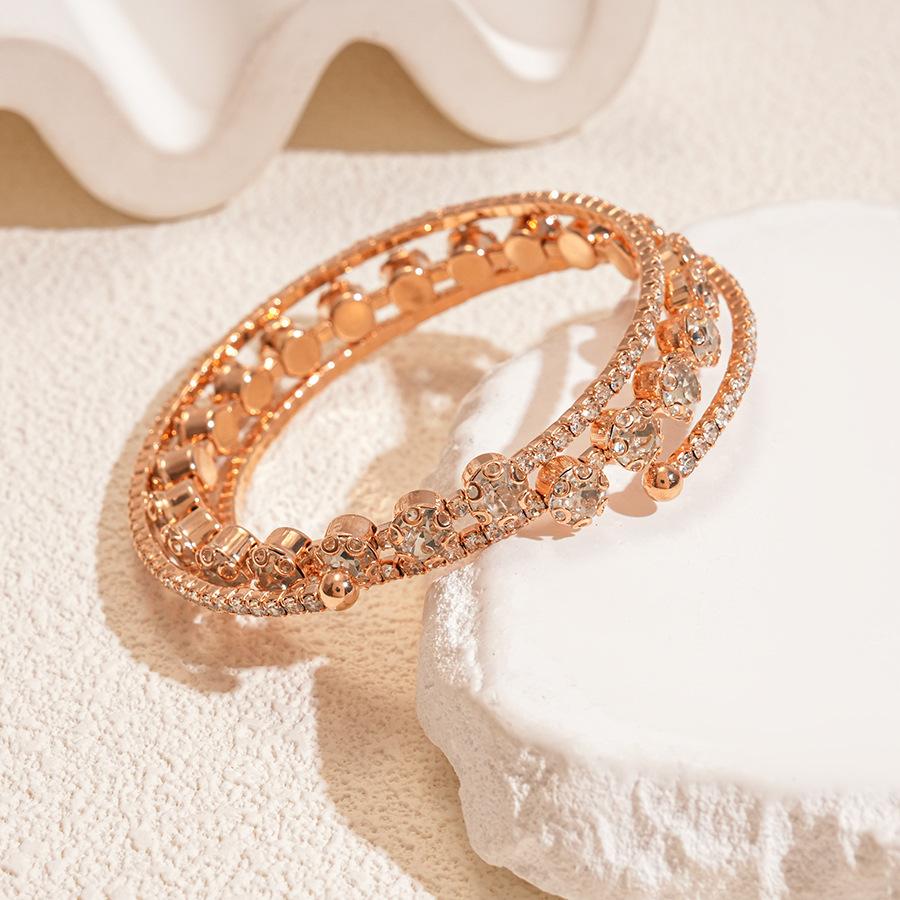 Zircon round three-layer open bracelet, personalized niche light luxury temperament, unique jewelry