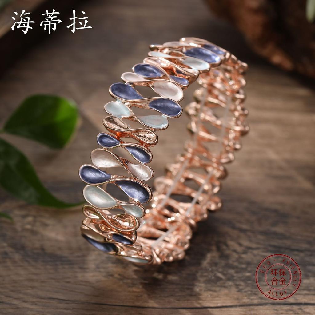 Color Painting Oil Geometric Hollow Flower Elastic Bracelet, Fashionable and High-end Women's Versatile Bracelet
