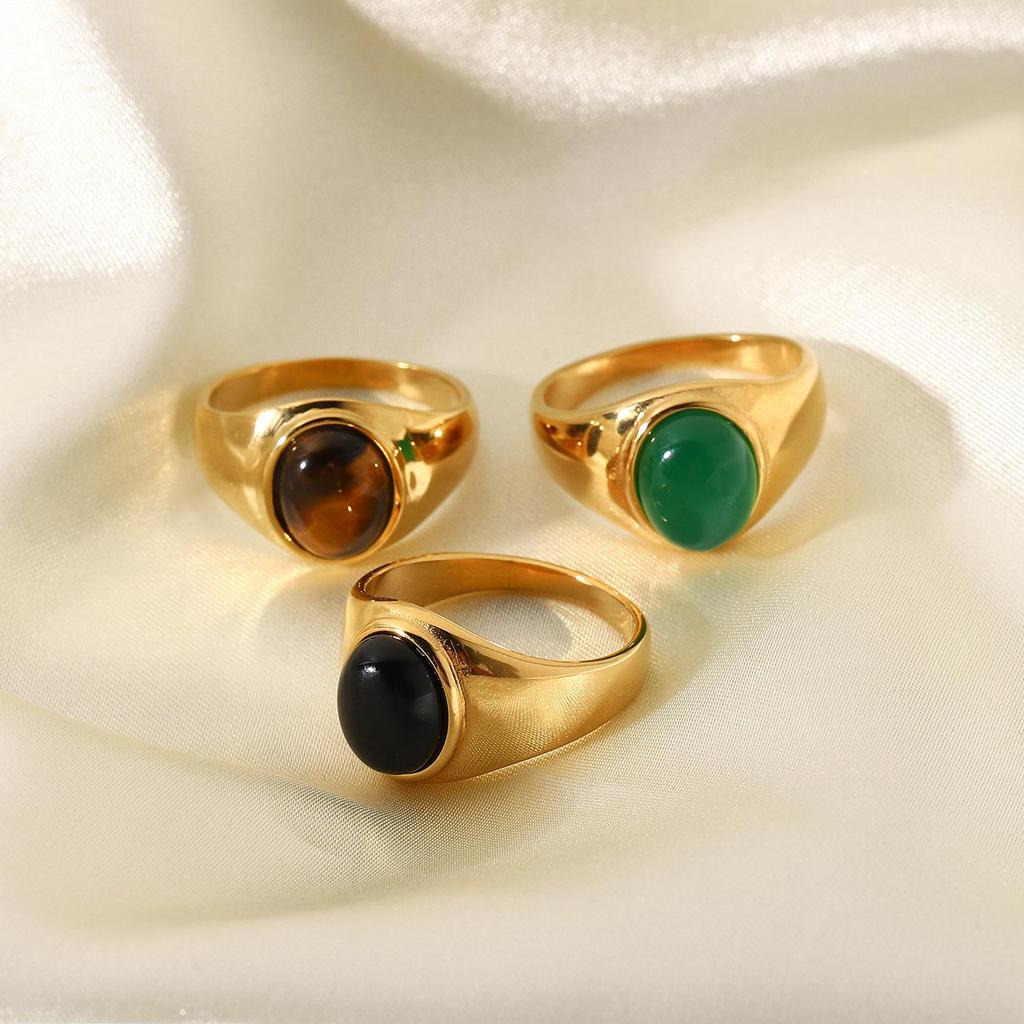 2022 Retro Style 18K Gold-Plated Titanium Steel Hip-Hop Agate Ring for Women