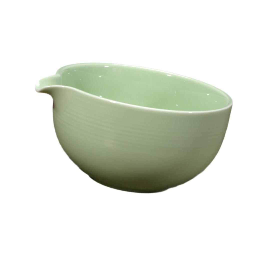 Handmade Ceramic Bowl with Spout for Matcha Mixing And Tea Ceremony
