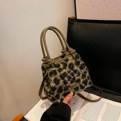 Herbst Winter Samttasche für Damen neue Nische Leopardenmuster Umhängetasche Eimerhandtasche Ein Schulter Mode