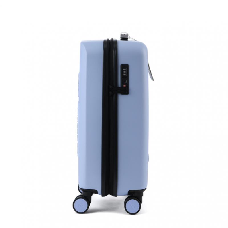 Mandarina Duck 22 Expandable Carry On Travel Bag Kcv3427m