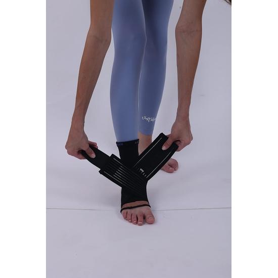 0806 Ankle Binder Size M