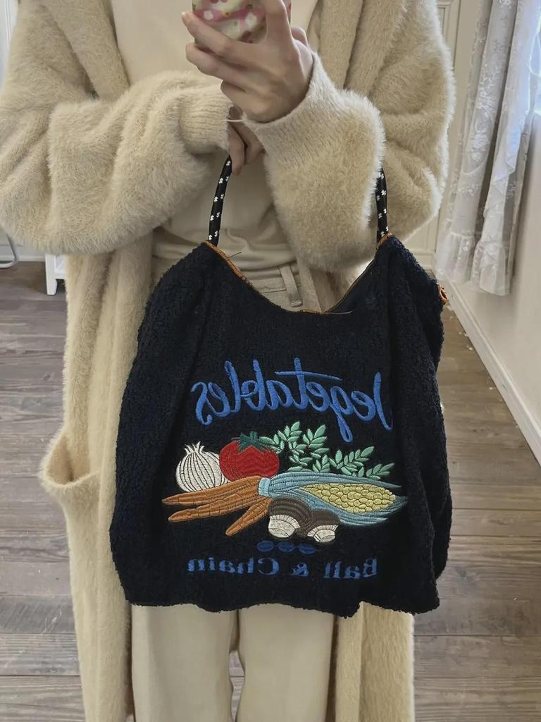 Gao Yuanyuan's Lambswool Embroidered Shopping Bag: Large-Capacity Plush Handheld Shoulder Messenger Bag