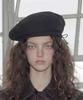 Eondeokeonteulolseutyudio Summer Strap Beret Plate Beret / Strap / Flower Bubble / Black