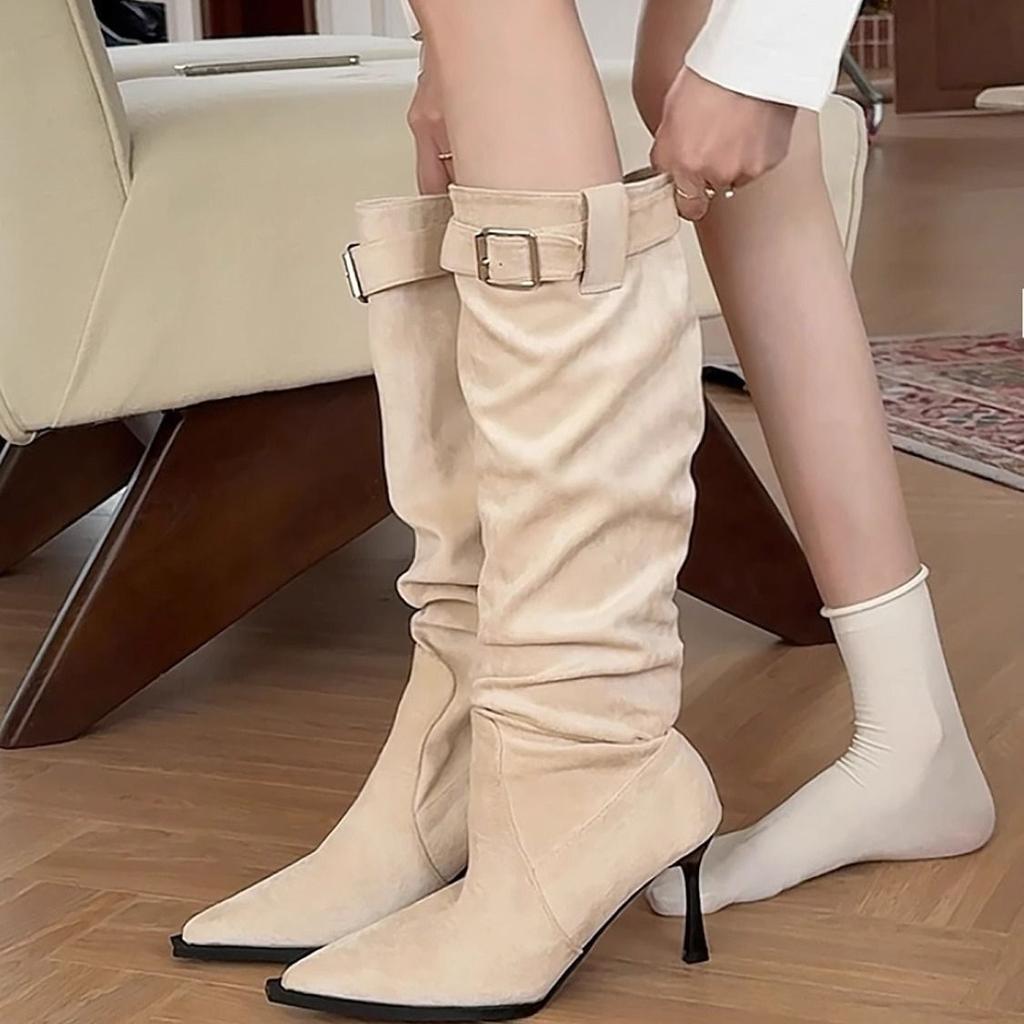 Westlicher Stil spitze Stiefel gestapelte dünne Stiefel Stiefel hohe Absätze gefaltete Stiefel Gürtelschnalle