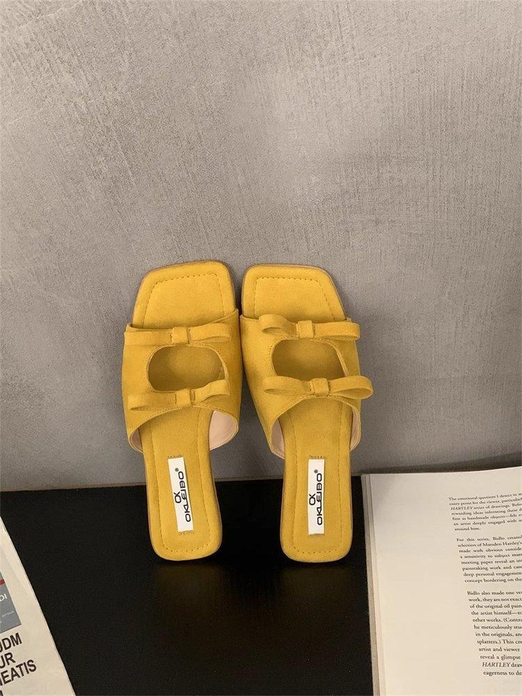 

Корейская версия сандалий с бантом и плоским дном, женская летняя одежда 2025 года, новые французские пляжные тапочки с квадратной головкой, односложные 35 жёлтый