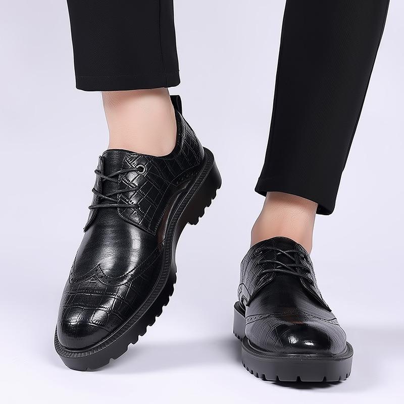 New Men's Formal Business Leather Shoes Men's Soft-soled Soft-faced Men's Shoes Trendy Office Commuter Wedding Shoes