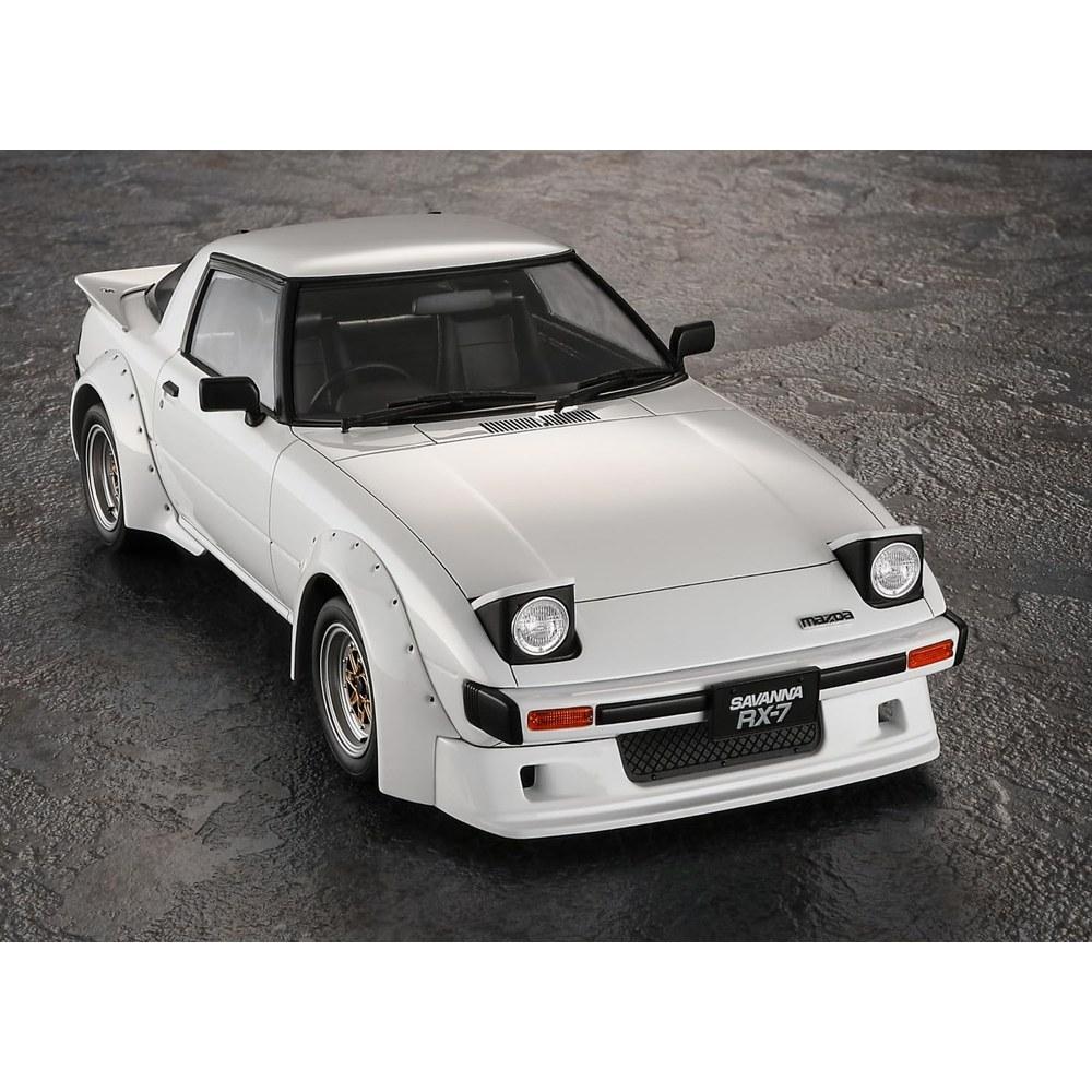 Hasegawa Mazda Savanna RX-7 SA22C Early Model Custom Version Plastic Model Kit 20760