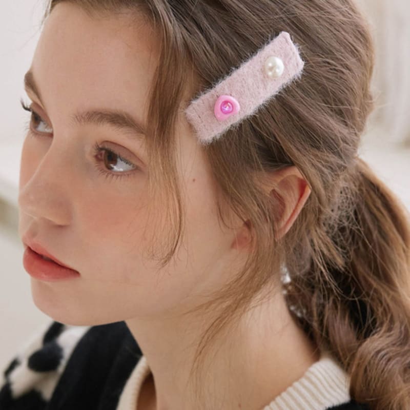 luvinball Heart & Pearl Knitted Hair Pin
