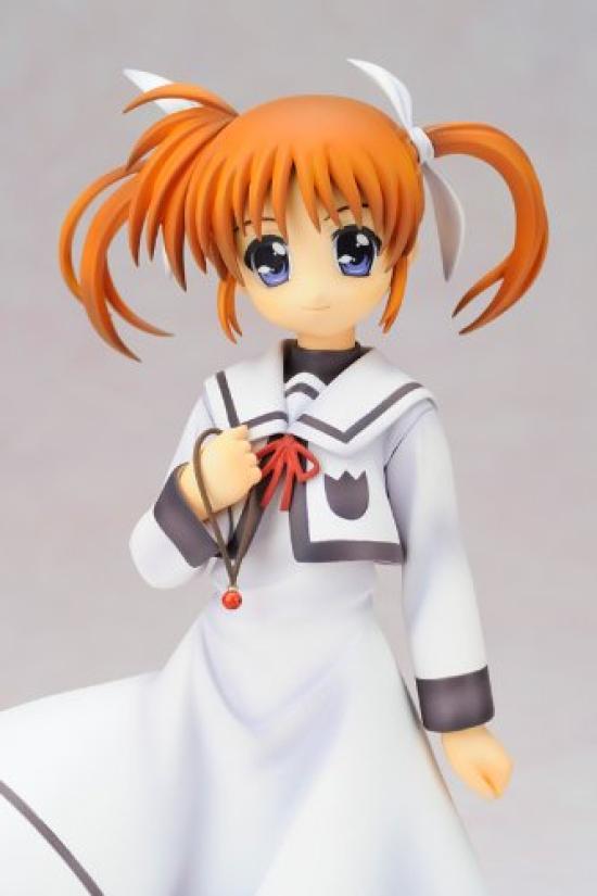 Magical Girl Lyrical Nanoha The MOVIE 1st Takamachi Nanoha Uniform Scale PVC Ver. (1/7 Pre-painted Figure)