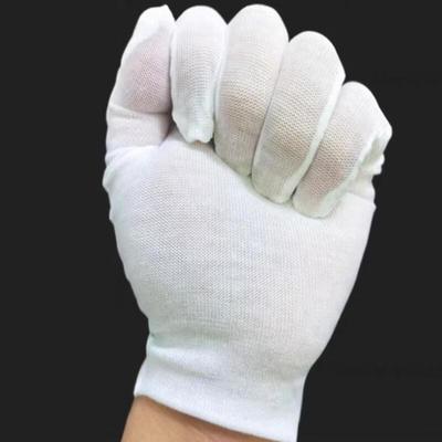 Dispositivi di protezione individuale – Guanti protettivi