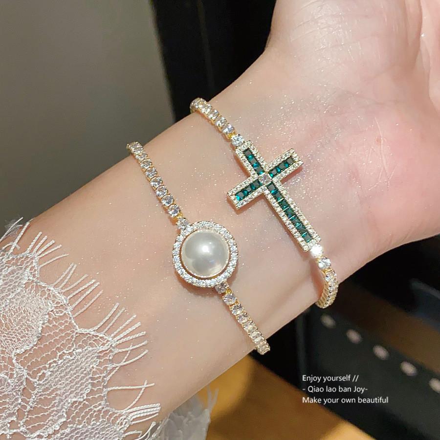 Elegant Zircon And Artificial Pearl Chunky Bracelet With Geometric Style For Ladies