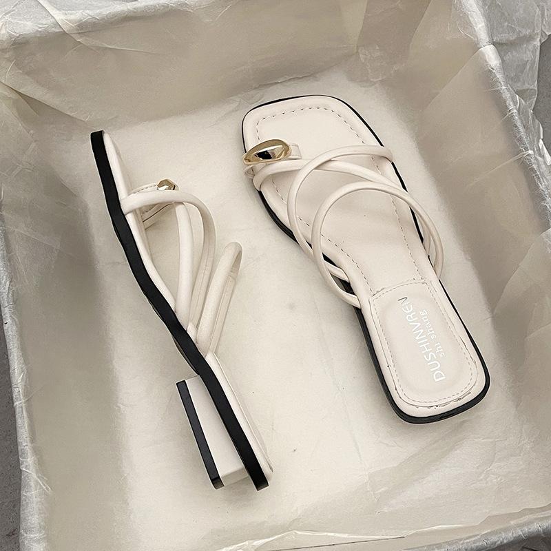 Women's sandals summer retro new casual thick heel Roman sandals women's toes Internet celebrity low heel beach shoes