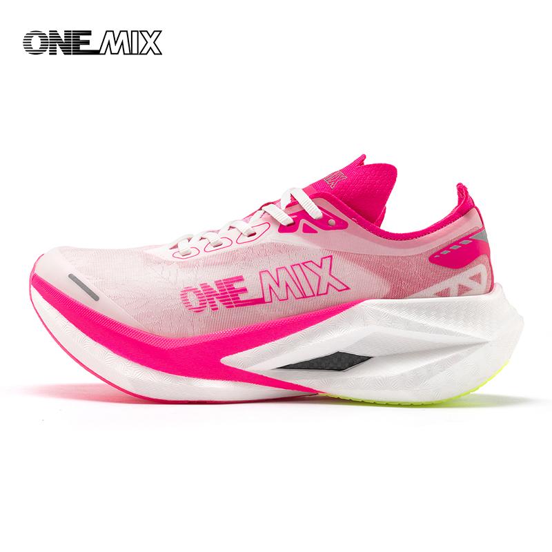 

ONEMIX 2025 Кроссовки для марафонского бега с карбоновой пластиной по всей стопе, профессиональная стабильная поддержка, амортизирующие, сверхлегкие, с отскоком 47 розовый