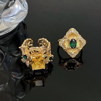 Italian Brati Antique Light Luxury High-End Ring Heavy Industry Retro Emerald Colored Treasure Open Ring Female