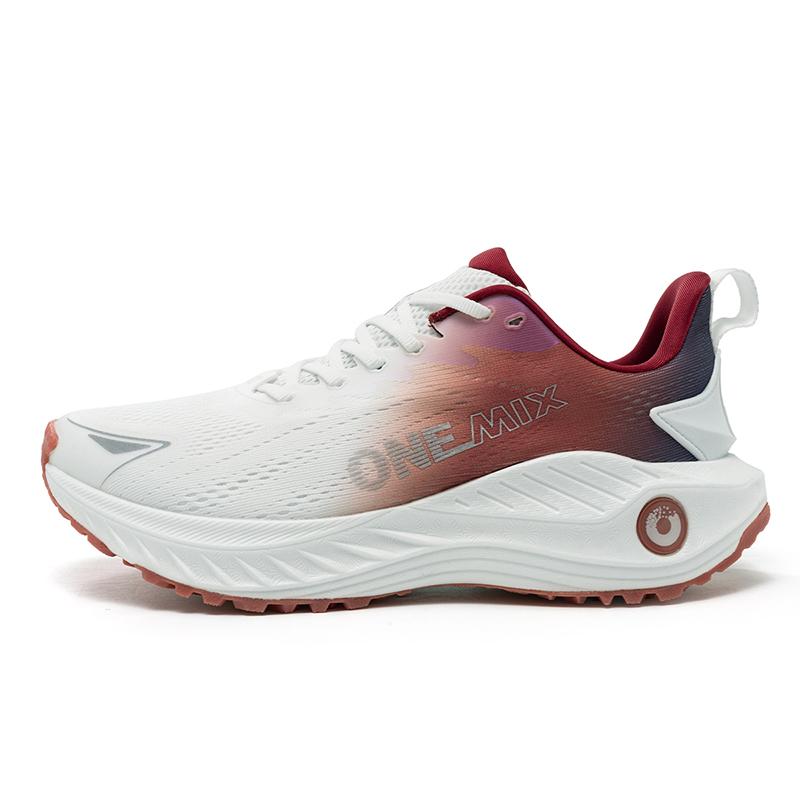 

Воздухопроницаемые летние кроссовки 39 белый