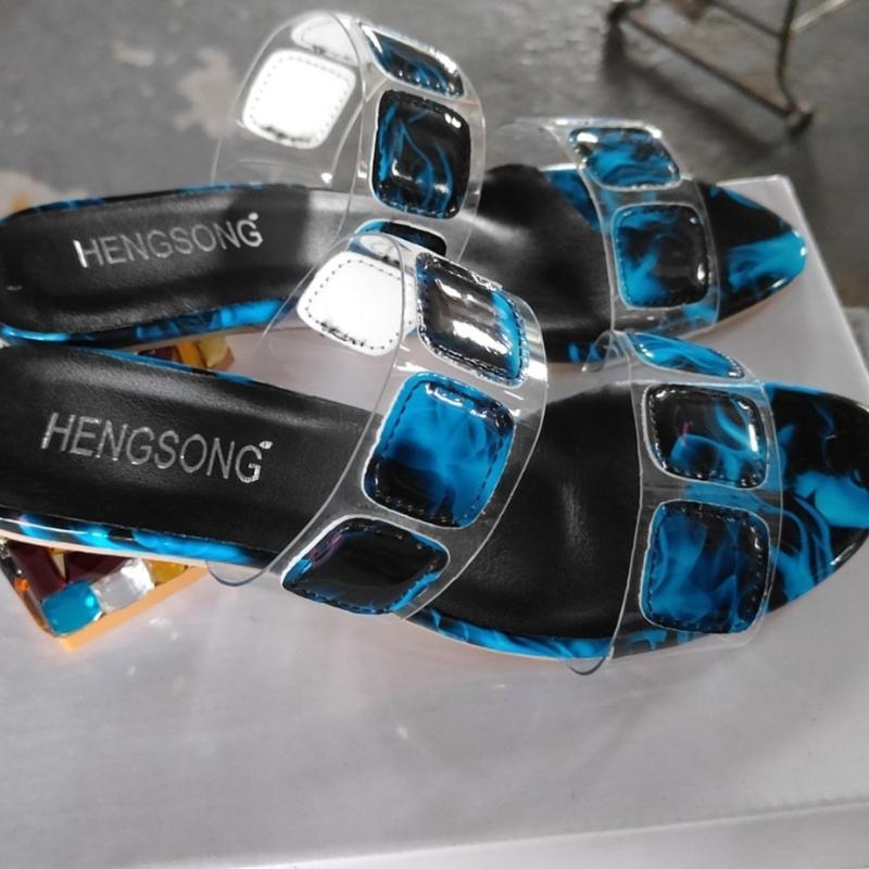 Fashion Fashion Women's Shoes Summer New Styles Thick Heels High Heels Anti Slip Comfortable Slippers Simple Lightweight Women's Sandals