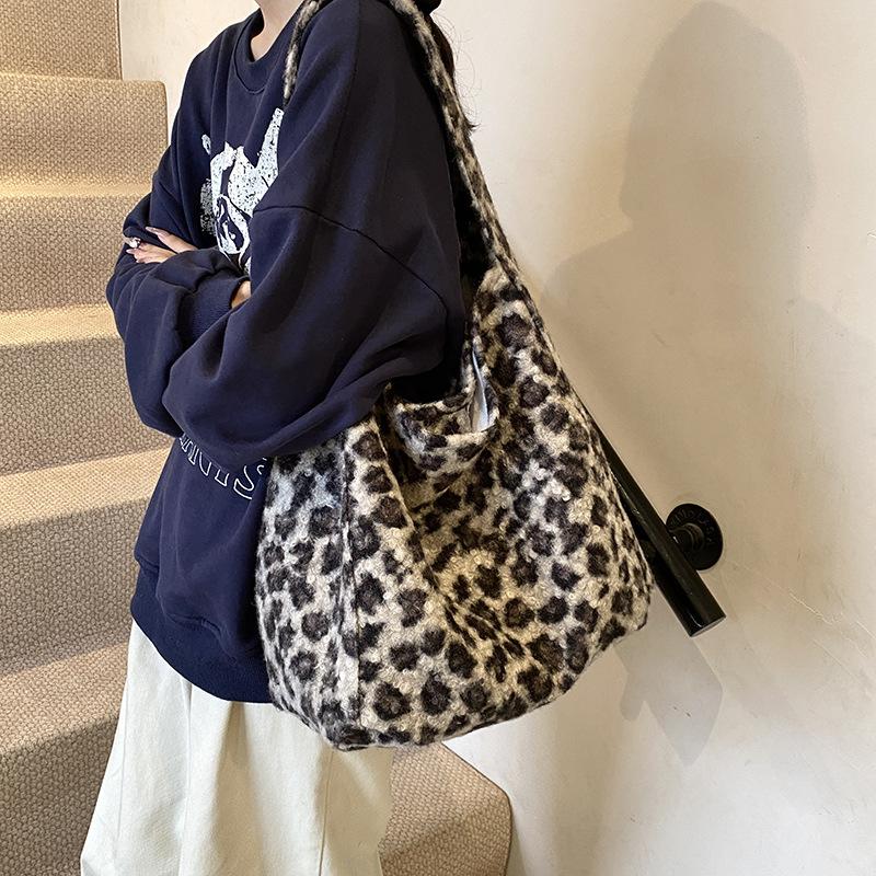 Leopard Print Bag Women'S Large-Capacity Woolen One-Shoulder Child And Mother Shopping Bag Class Commuter Tote Bag
