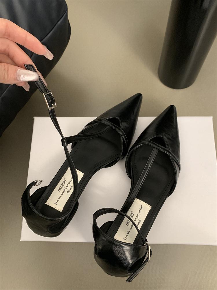 2025 new celebrity temperament versatile commuter work shoes French sense gold hollow single shoes women's shoes