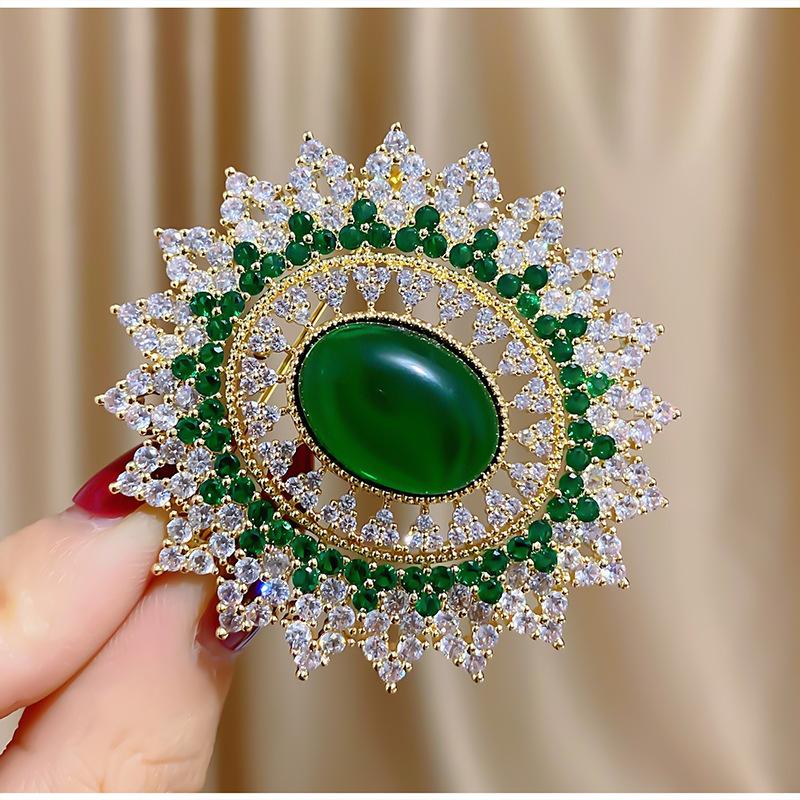 Senior Brooches Flower Leaf Brooch Pins for Women Suit Pendant  Fashion Brooches Jewelry