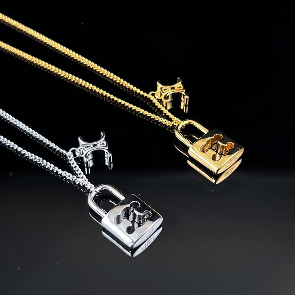 Women's Arc De Triomphe Openwork Padlock Pendant Necklace - European & American Fashion, Light Luxury Clavicle Chain