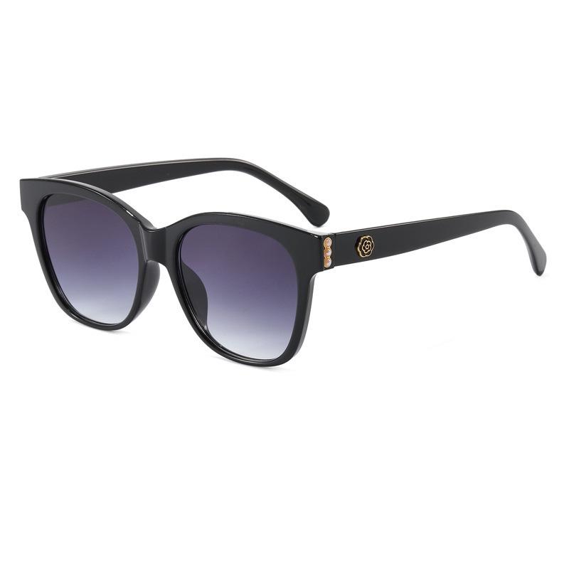 Pearl Small Fragrance Women s Large Frame Trendy Anti-UV Sunglasses - Internet Celebrity Style, Black Frame