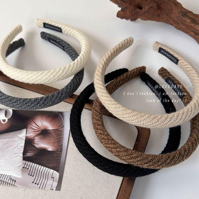 Autumn & Winter Korean Style Vintage Wool Twill Headband for Elegant Outings