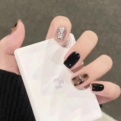 24 Pcs Smudge Black, Sweet and Cool Spice Girl Manicure, Silver Glitter, Cool and Sa, Classical High-end Ins Wind Wearing Nail Pads