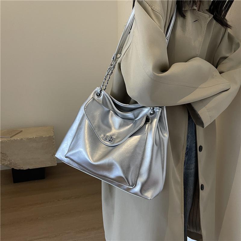 Textured Large-capacity Simple Shoulder Bag Women's New Casual Simple Commuter Tote Bag Fashionable Underarm Bag