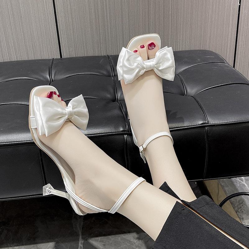 Fashion 2024 New Summer Sexy High Heels Fashion Bow Button Strap Open Finger Square Head Women's Slim Heel Sandals