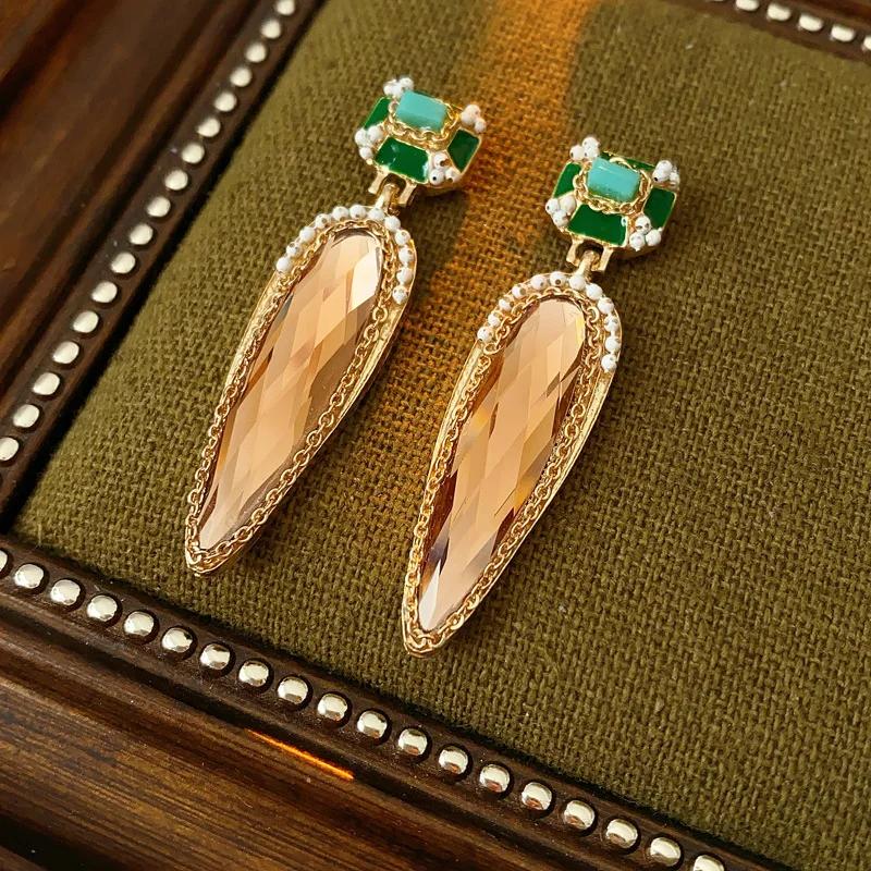 Vintage Water Drop Earrings for Woemn Inlaid with Zircon Oil Drop Square Drop Earring High-end Retro Exaggerated Zircon